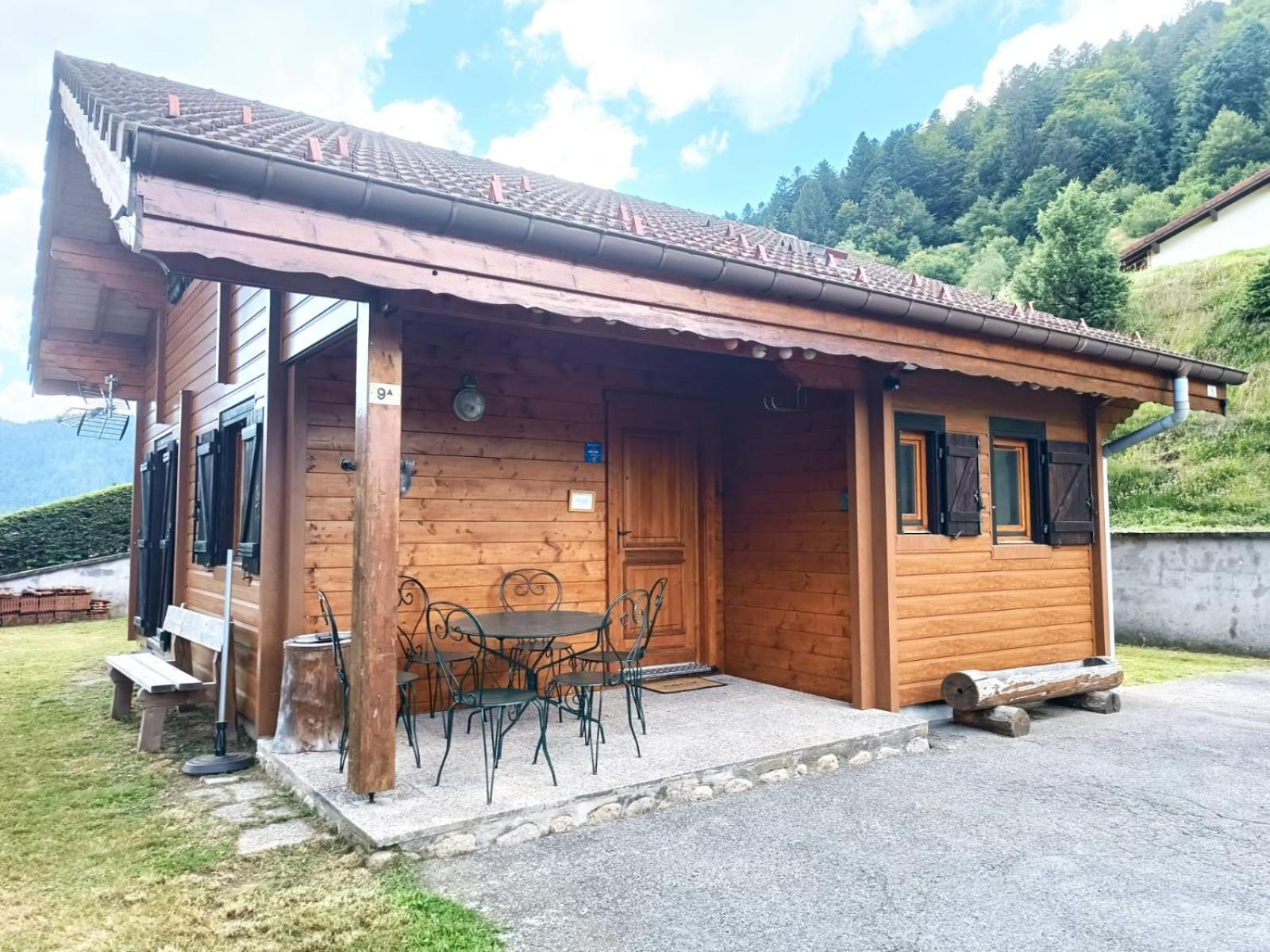 Le "Chalet De Minette" 2 Etoiles Ла-Бресс Екстер'єр фото